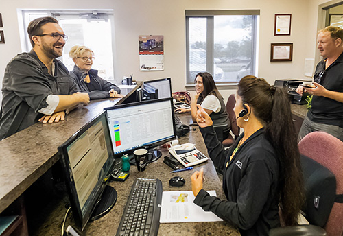 collision repair customer service team