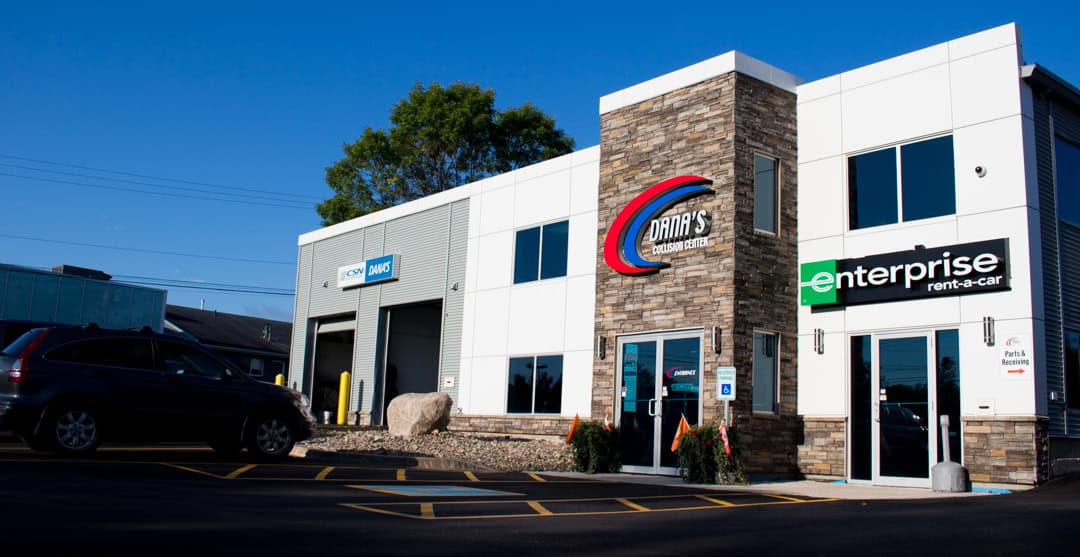 Dana's Collision Centre exterior
