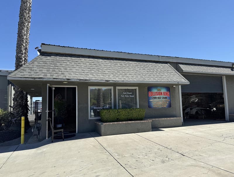CSN Collision King body shop in Tracy CA